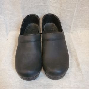 Dansko clogs 38